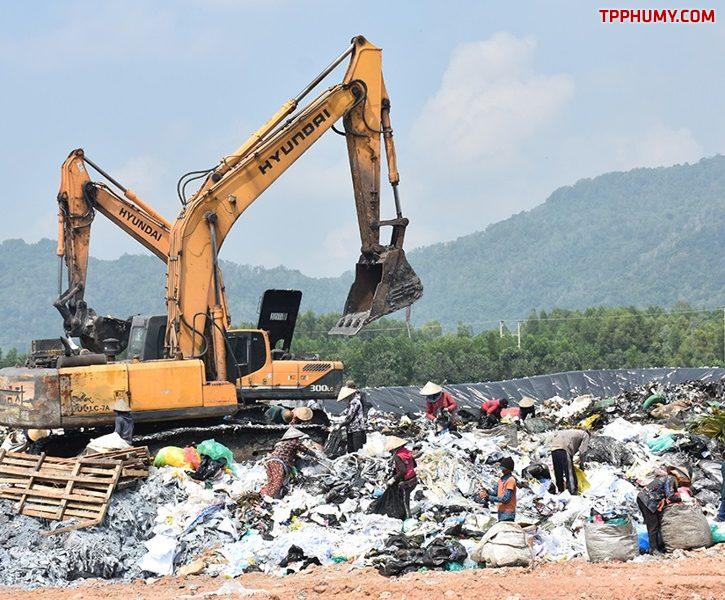 TX Phú Mỹ: Doanh nghiệp xử lý chất thải… xả thải ra môi trường!?